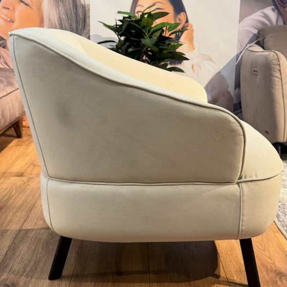  Damen Brezza-3