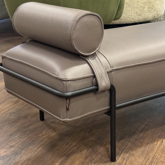 Morfeo bench-2