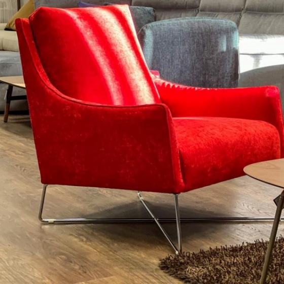 Regina color: scarlet -1
